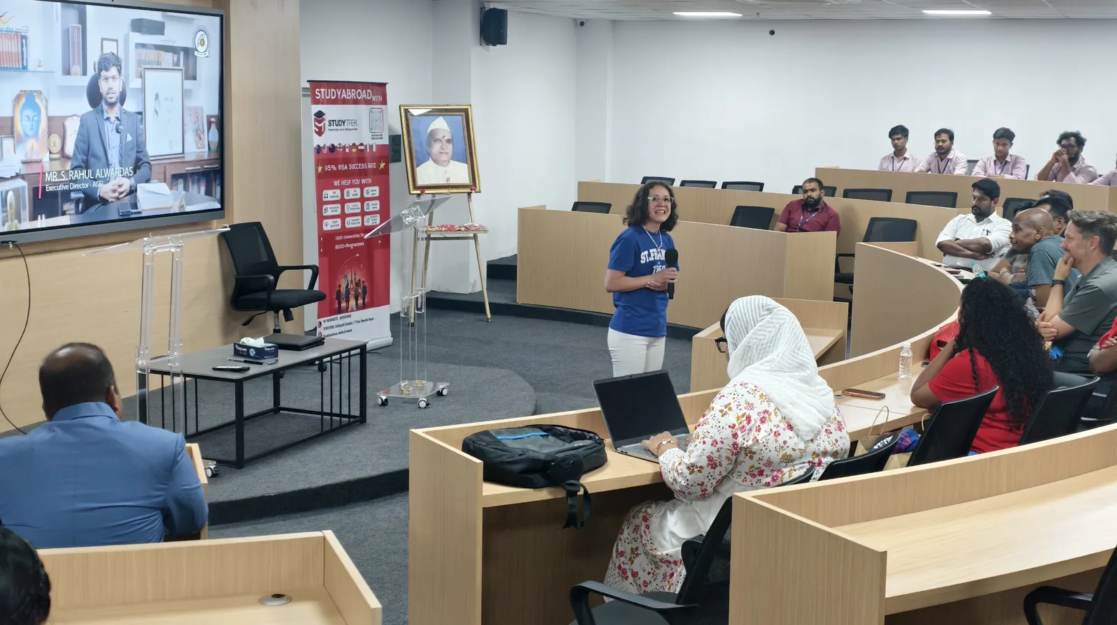 International guest presenting a global learning session at ACE